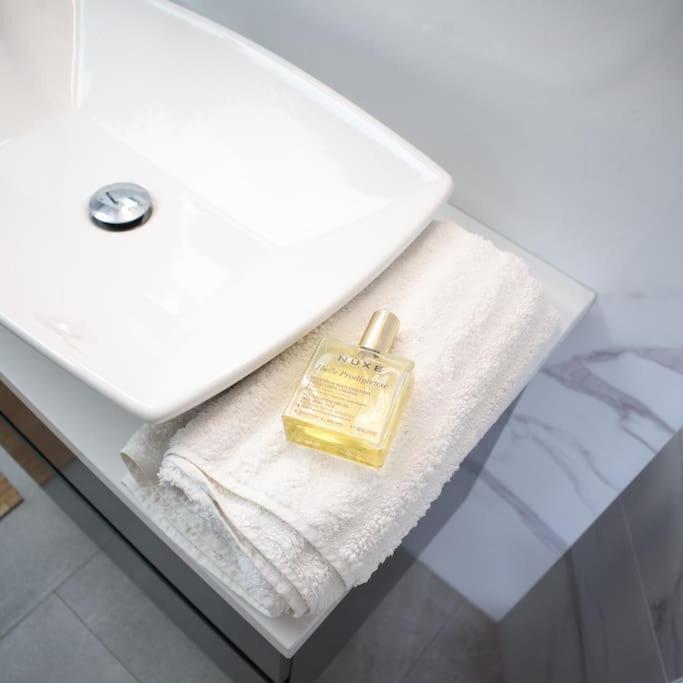 Luxury Detached Peak District Stone Barn - Dog Friendly Villa Hazelwood Kültér fotó